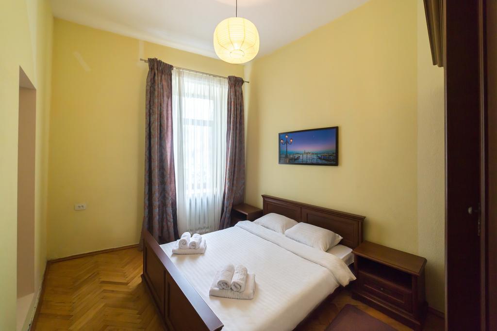 Cozy Apartment In Centre Of Kiev Eksteriør bilde